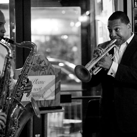 The Rex Hotel Jazz & Blues Bar Toronto Exterior foto