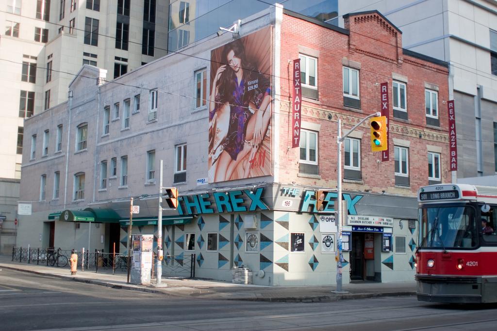 The Rex Hotel Jazz & Blues Bar Toronto Exterior foto